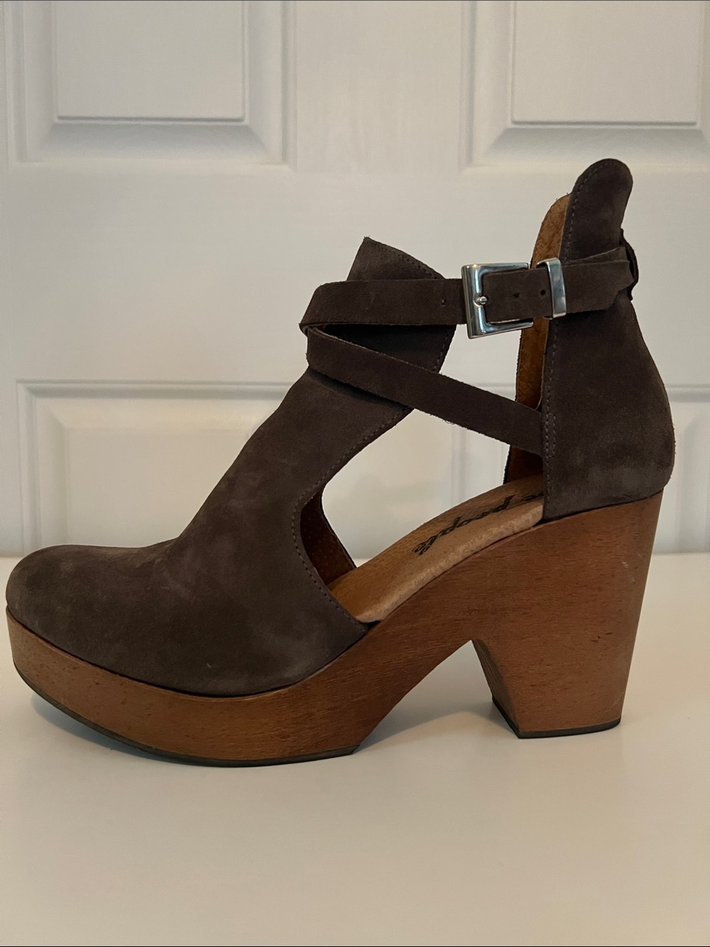 Free People Cedar Clog Taupe Size 40